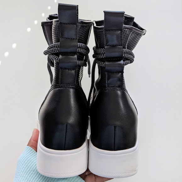 NWOT Steve Madden Anton Black High Top Sneaker - Picture 3 of 5